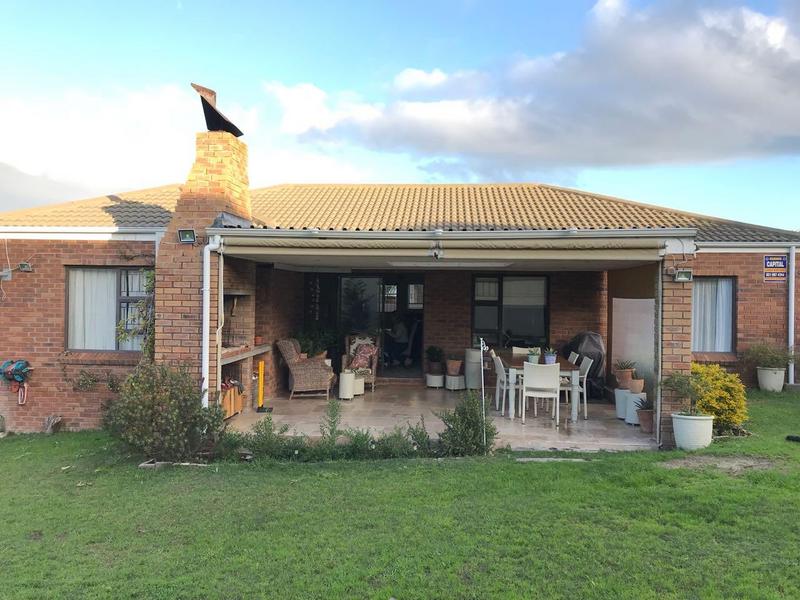 To Let 3 Bedroom Property for Rent in Langeberg Western Cape